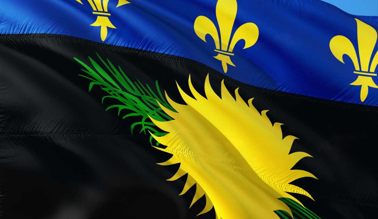 drapeau guadeloupe